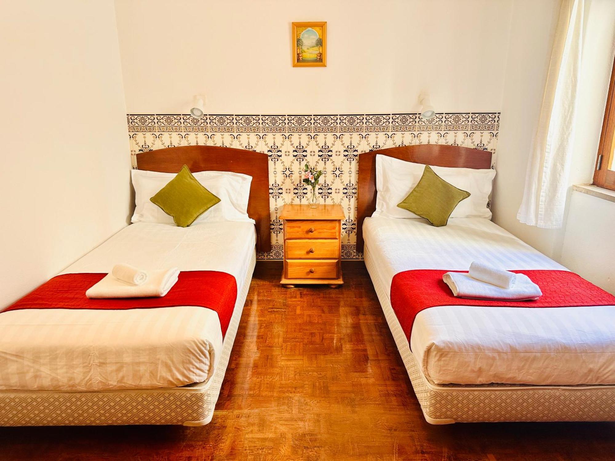 Guest house Bela *