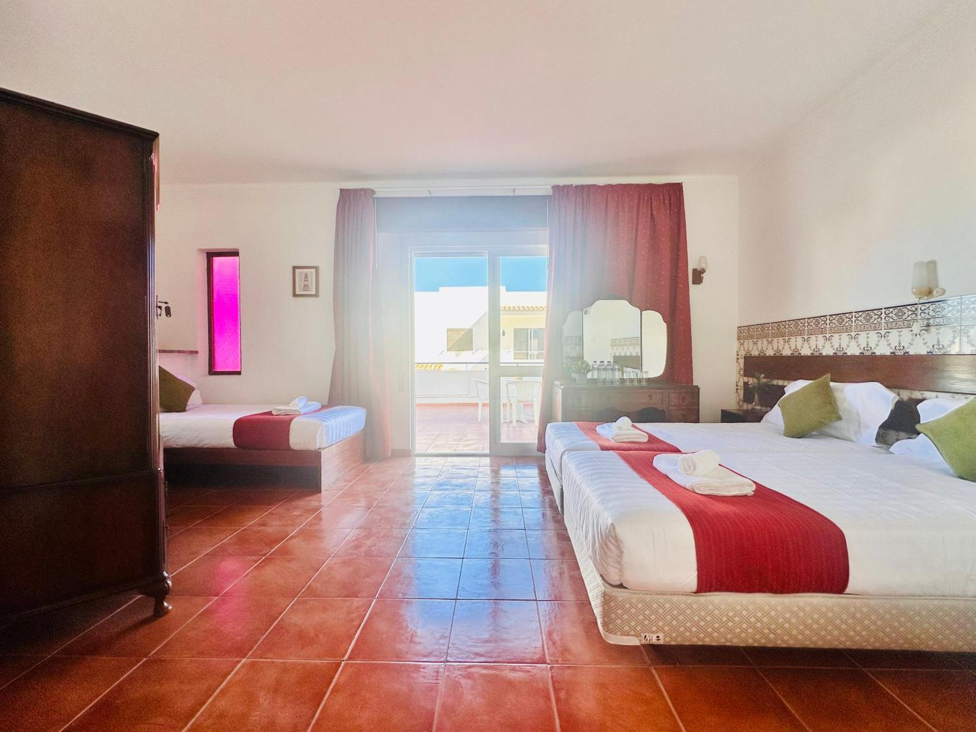 Bela Guest house *